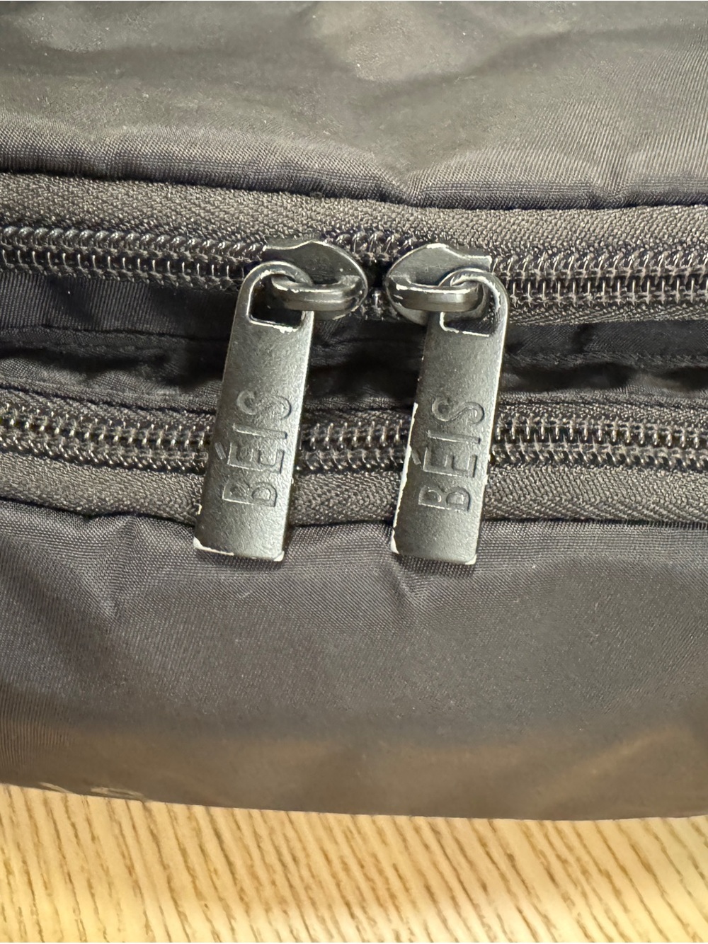 Béis Black “The Diaper Pack” - Picture 4 of 9